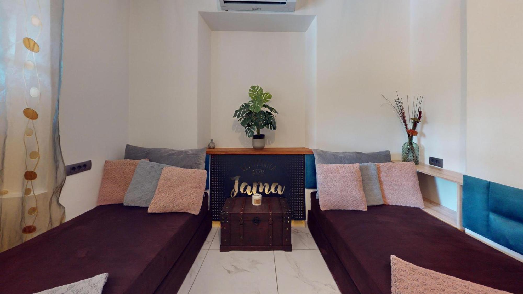 Resort Hisa Ida - Apartments With Hot Tub And Sauna Ivancna Gorica Номер фото