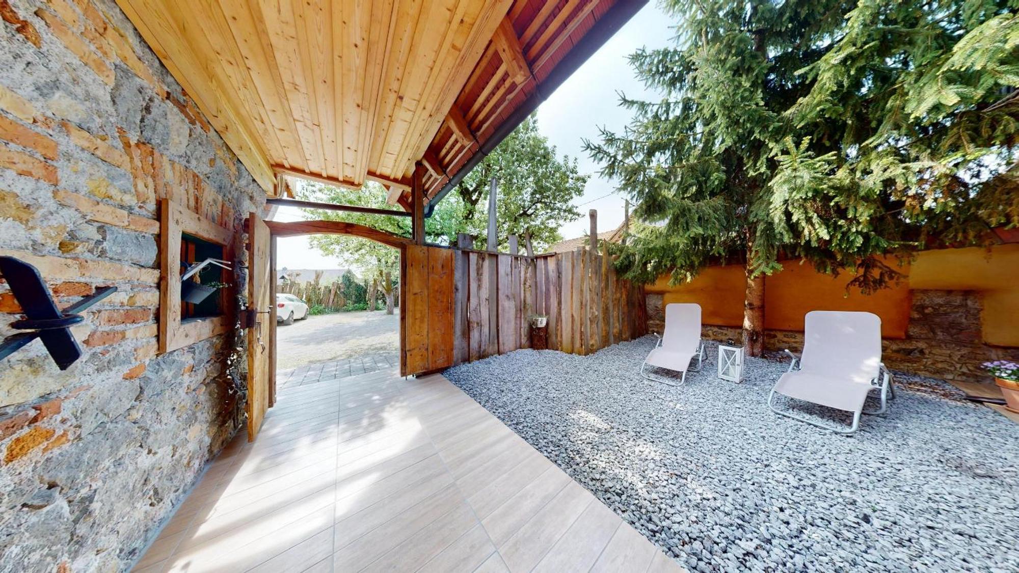 Resort Hisa Ida - Apartments With Hot Tub And Sauna Ivancna Gorica Номер фото