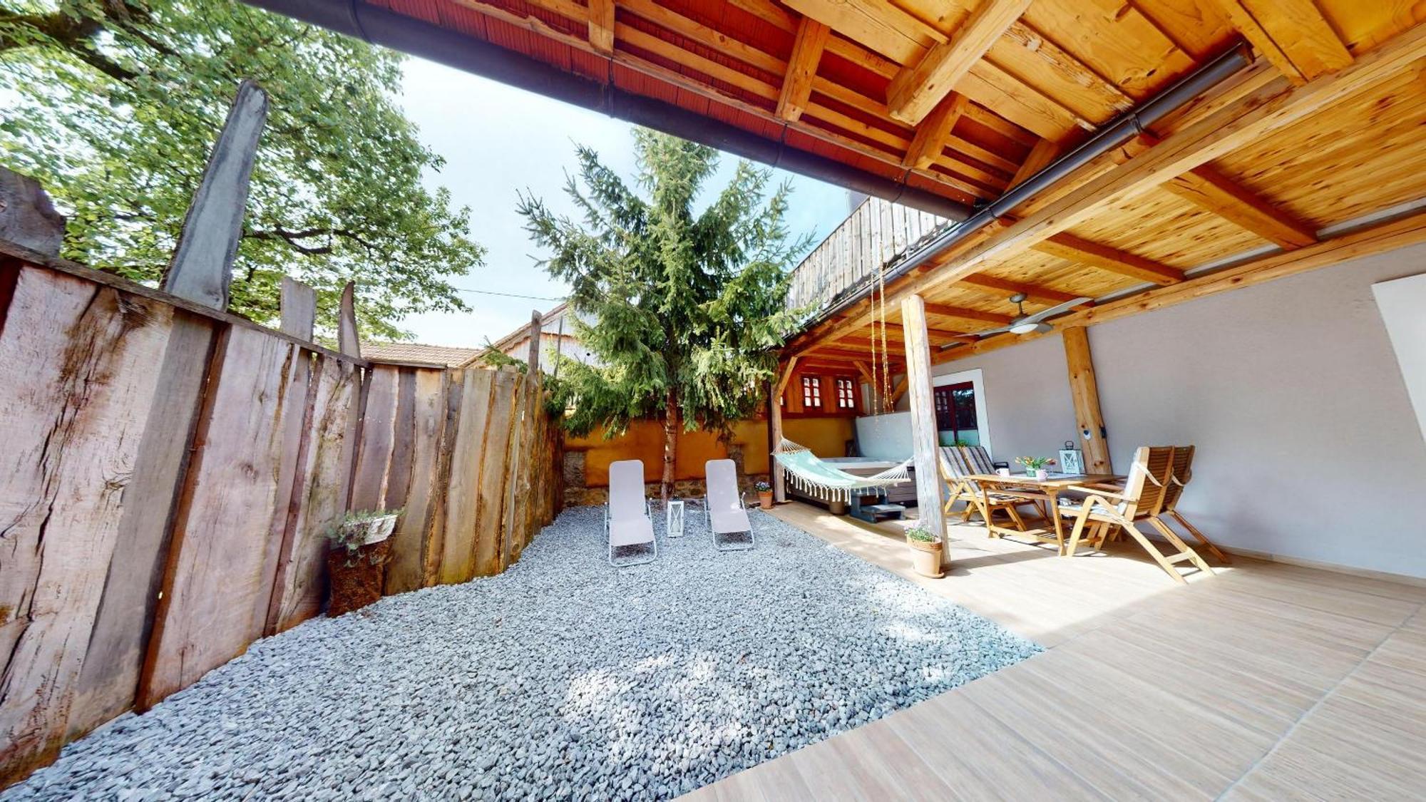 Resort Hisa Ida - Apartments With Hot Tub And Sauna Ivancna Gorica Номер фото