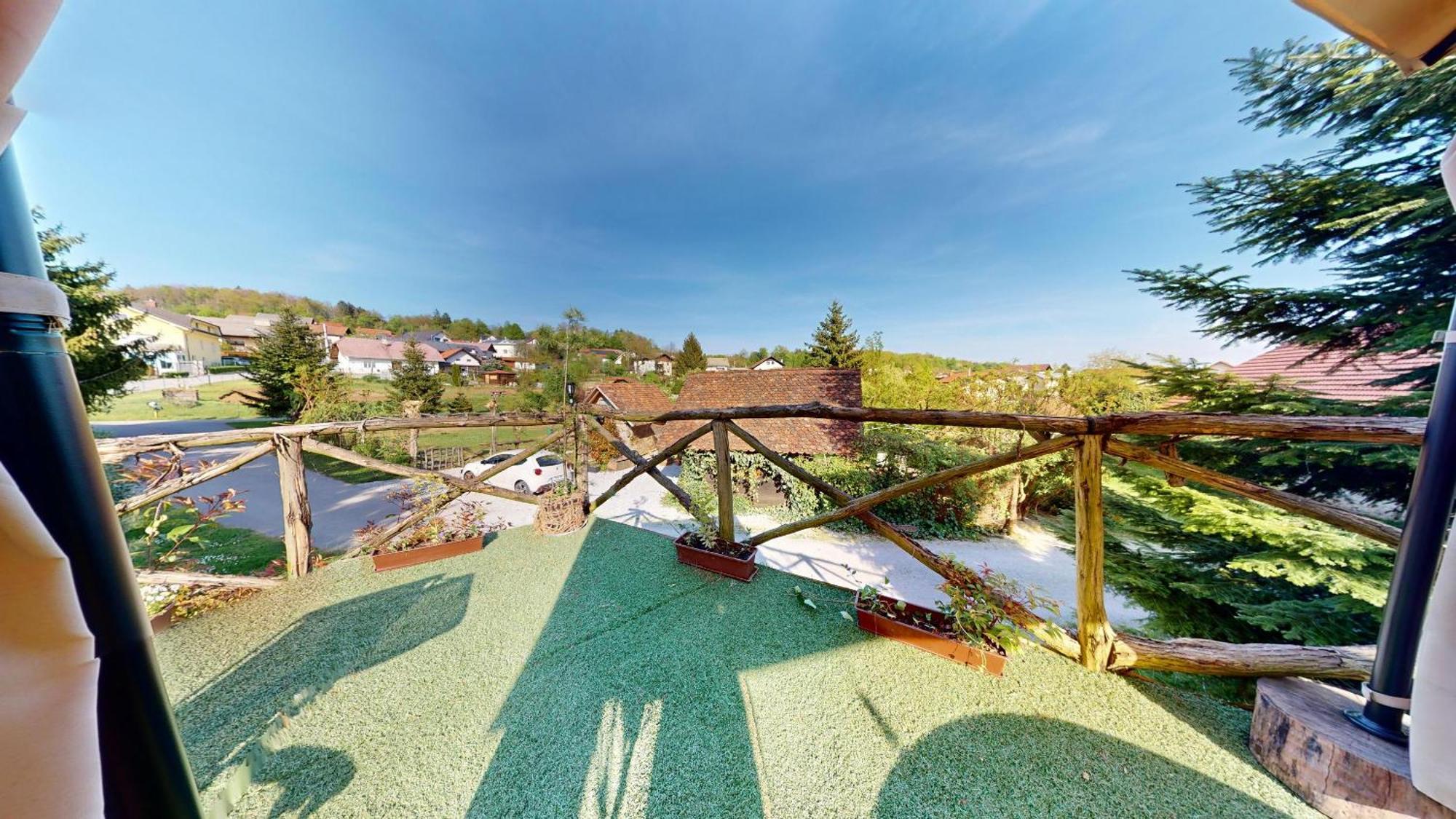 Resort Hisa Ida - Apartments With Hot Tub And Sauna Ivancna Gorica Номер фото