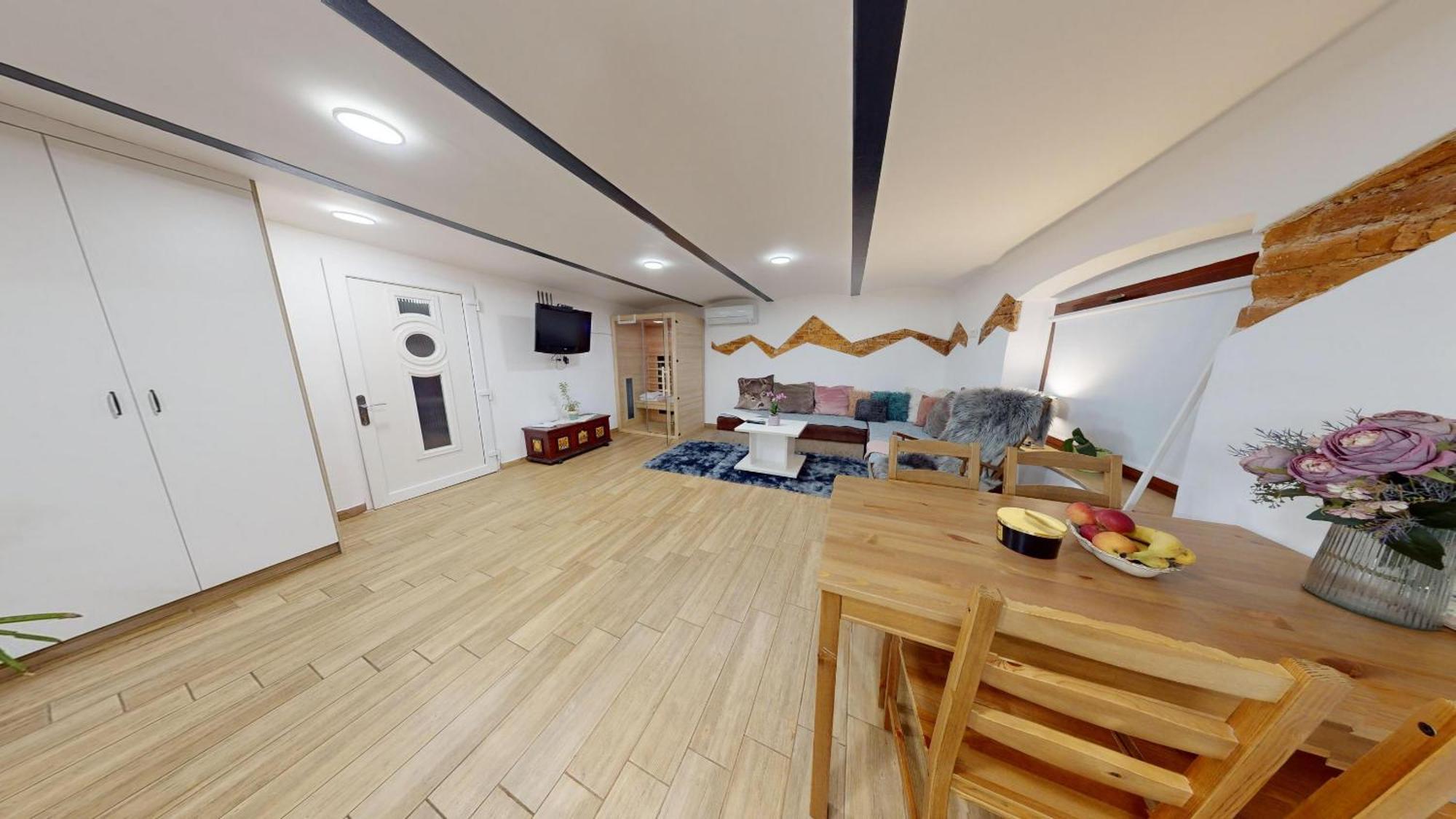 Resort Hisa Ida - Apartments With Hot Tub And Sauna Ivancna Gorica Номер фото
